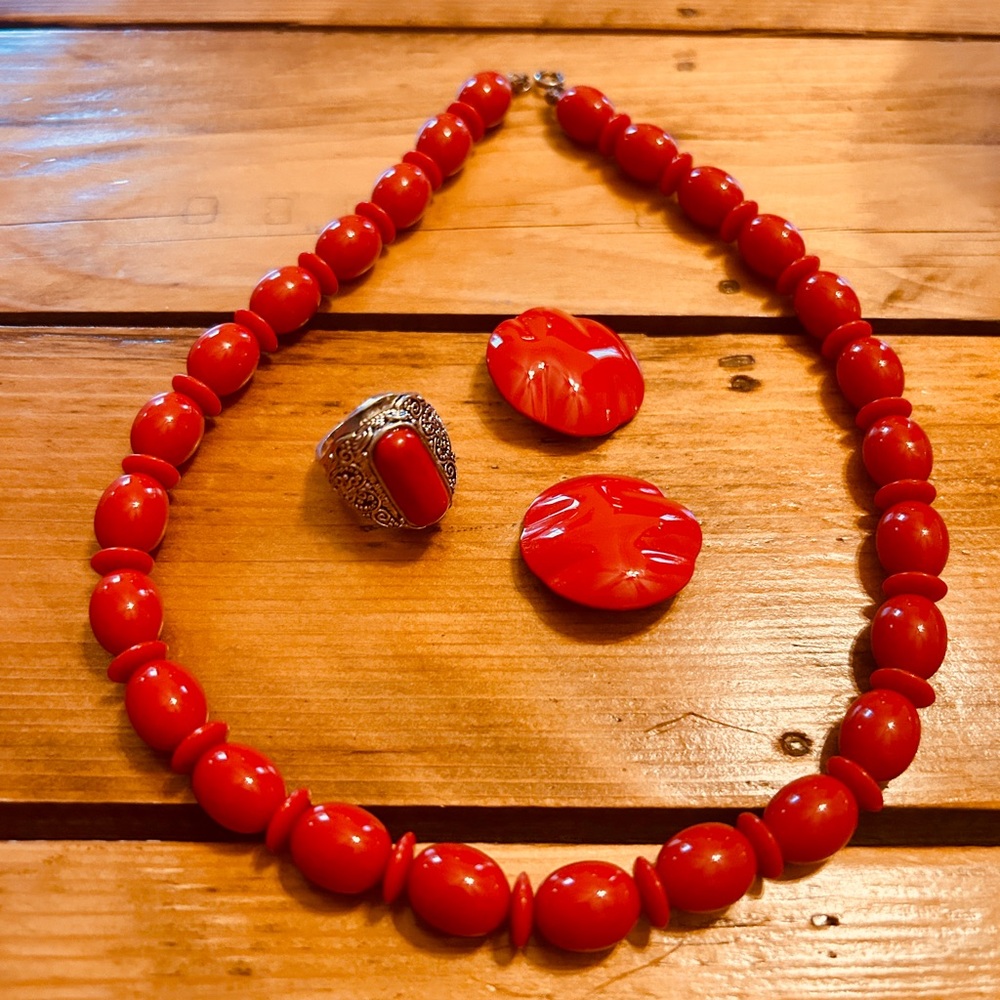 Elegant Red Beaded Jewelry Set Necklace 18” Ring size 8 and pierced earrings.